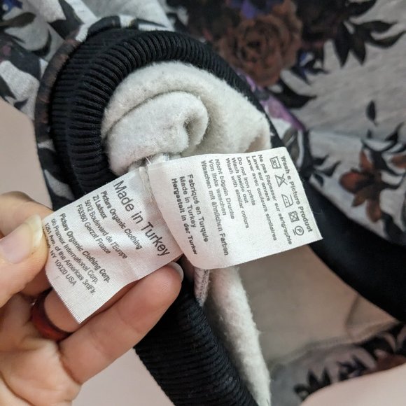 Picture Lukachukai Floral Sweatshirt Grey Black Pink Size Large - Picture 5 of 6